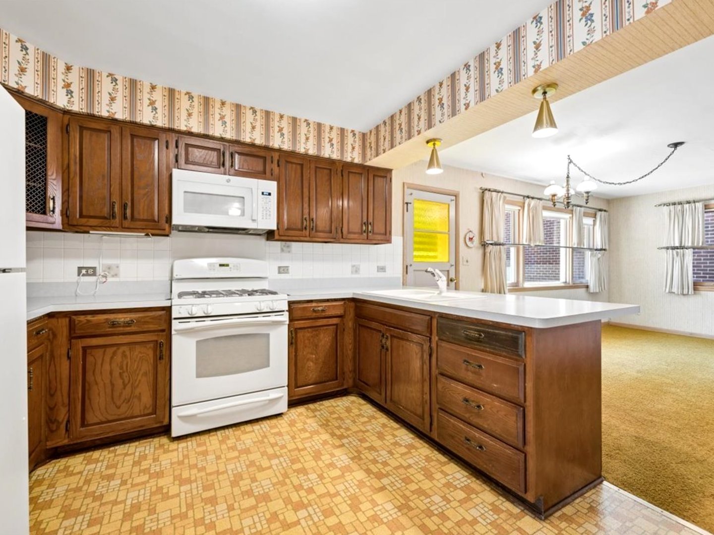 4567 N Oakview Street Property Photo 6