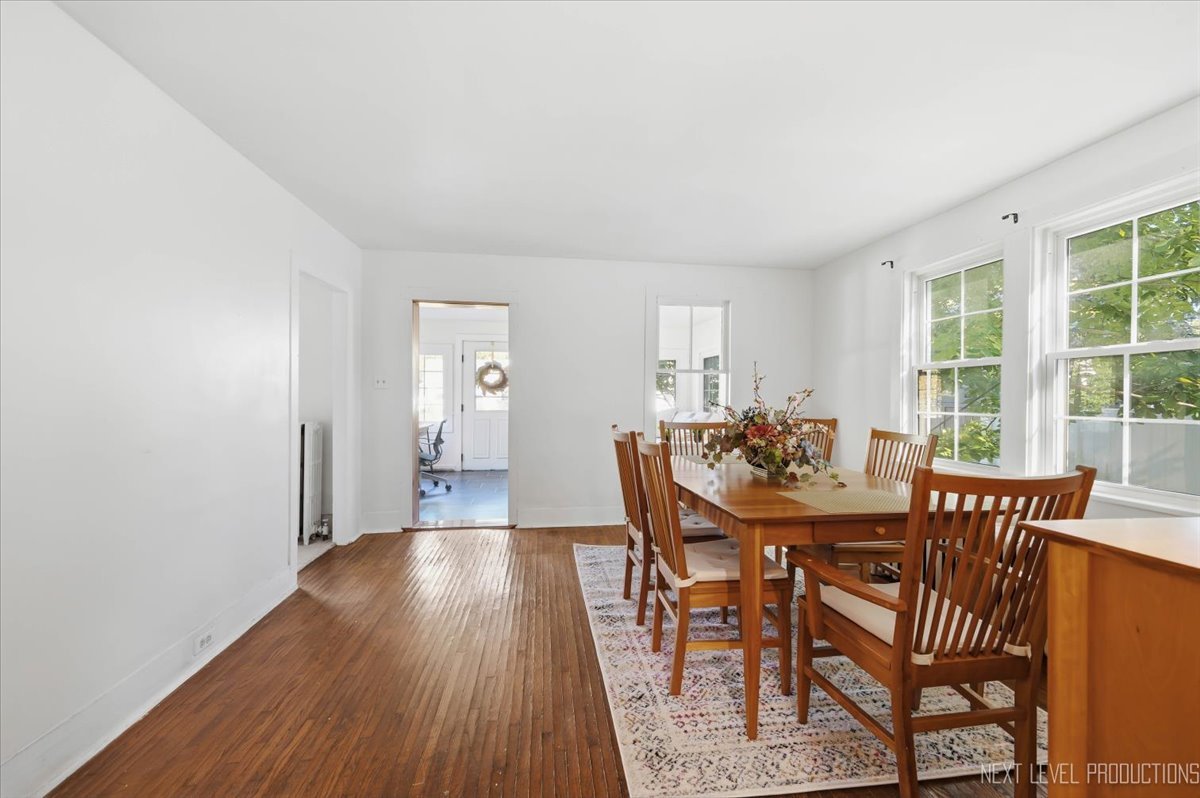 530 E Wilson Street Property Photo 7