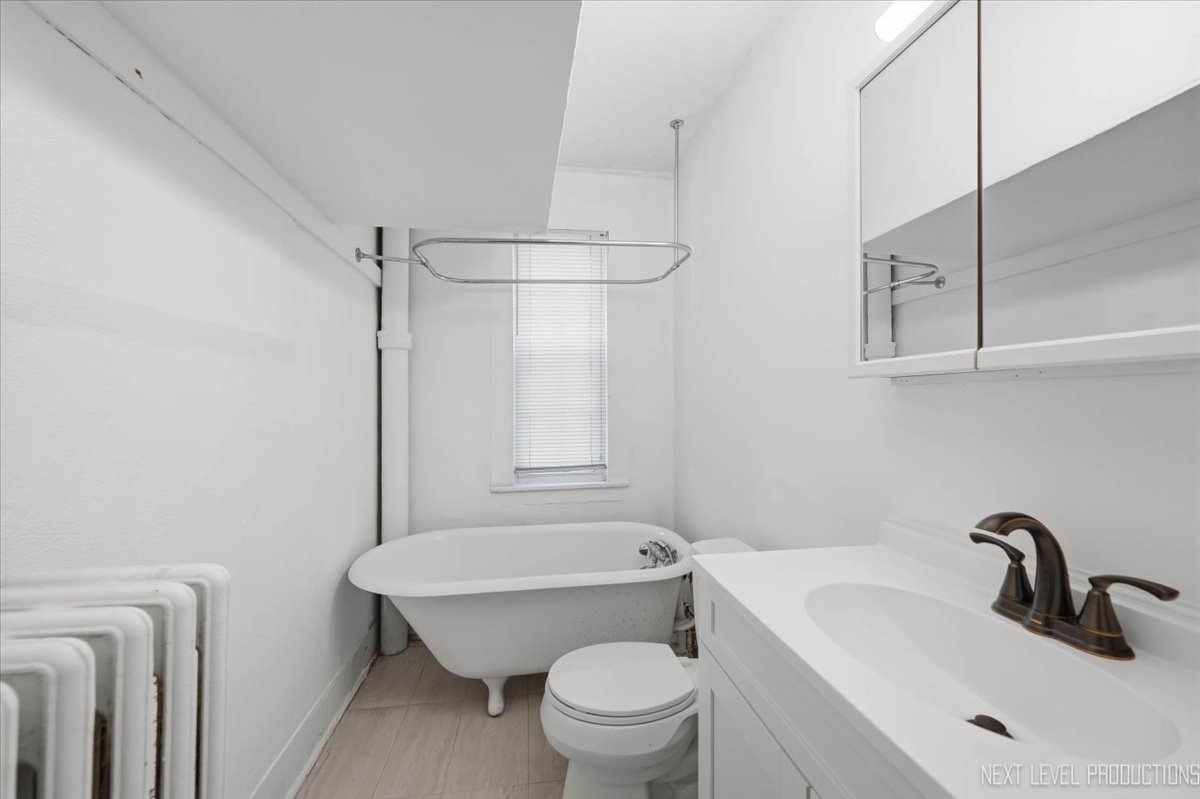 530 E Wilson Street Property Photo 10