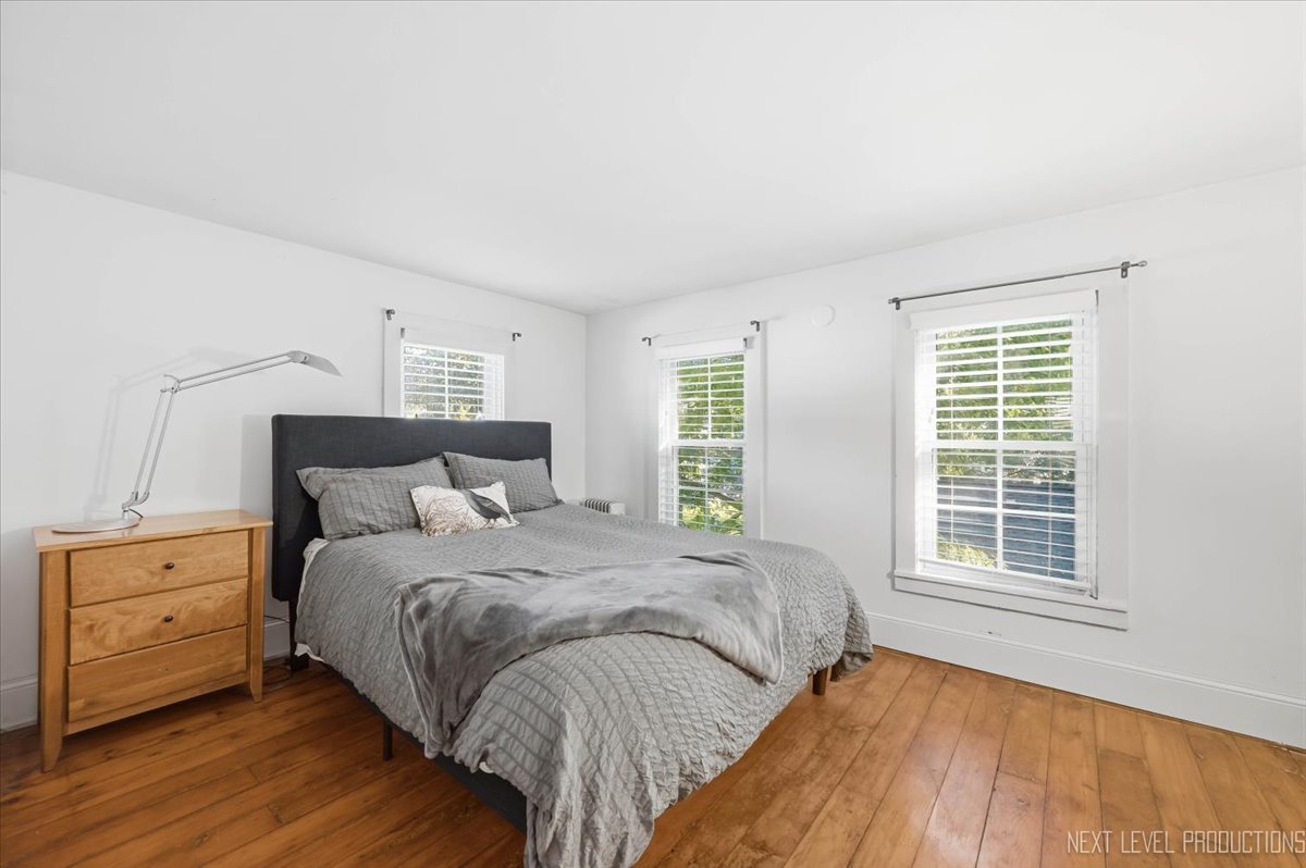 530 E Wilson Street Property Photo 17
