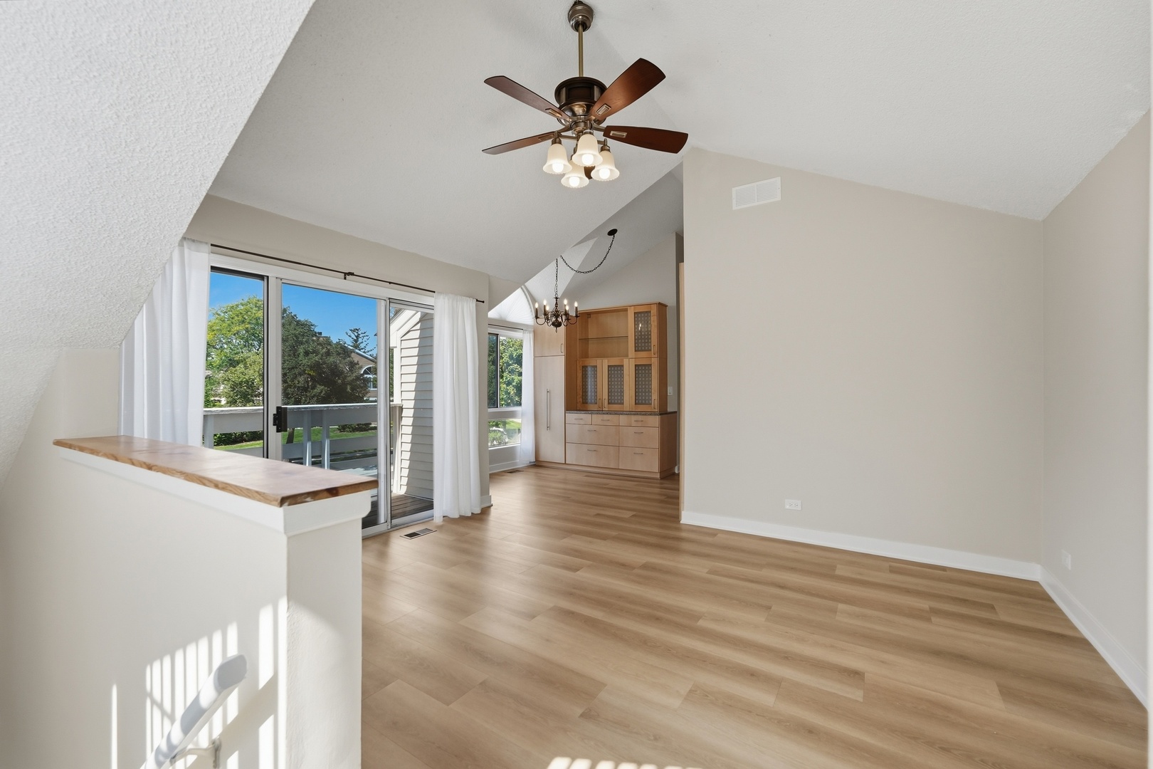 1243 Ranch View Court Property Photo 8