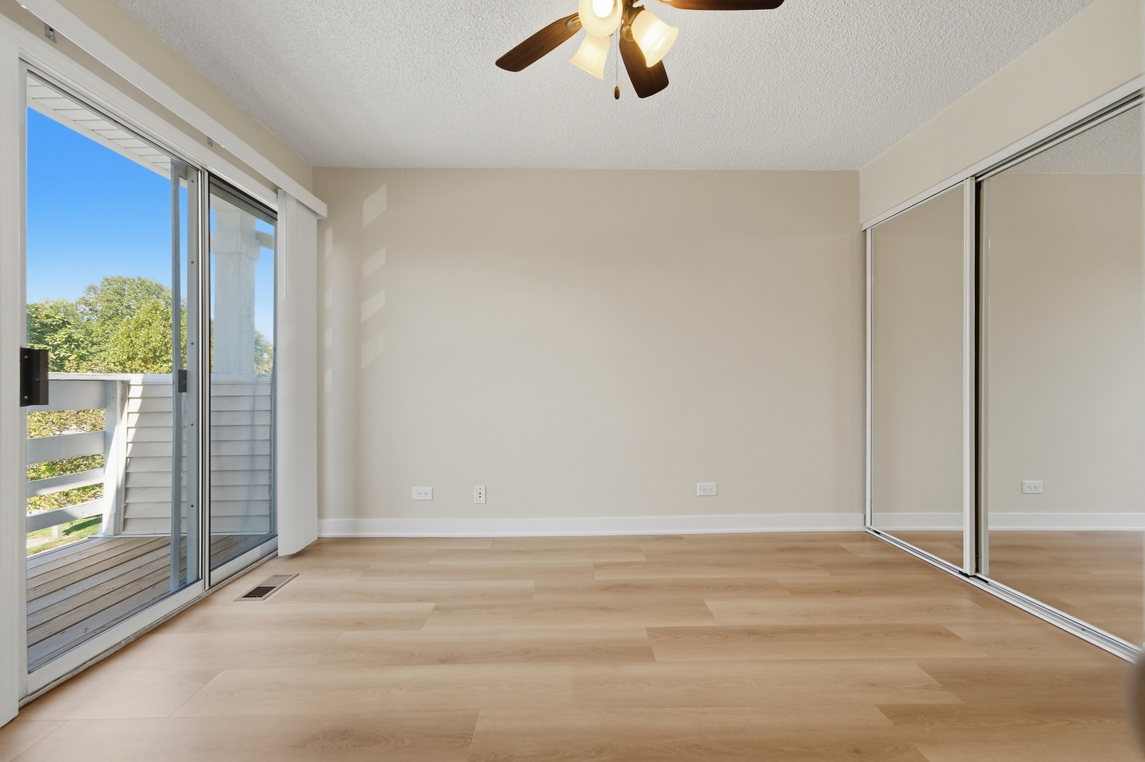 1243 Ranch View Court Property Photo 10