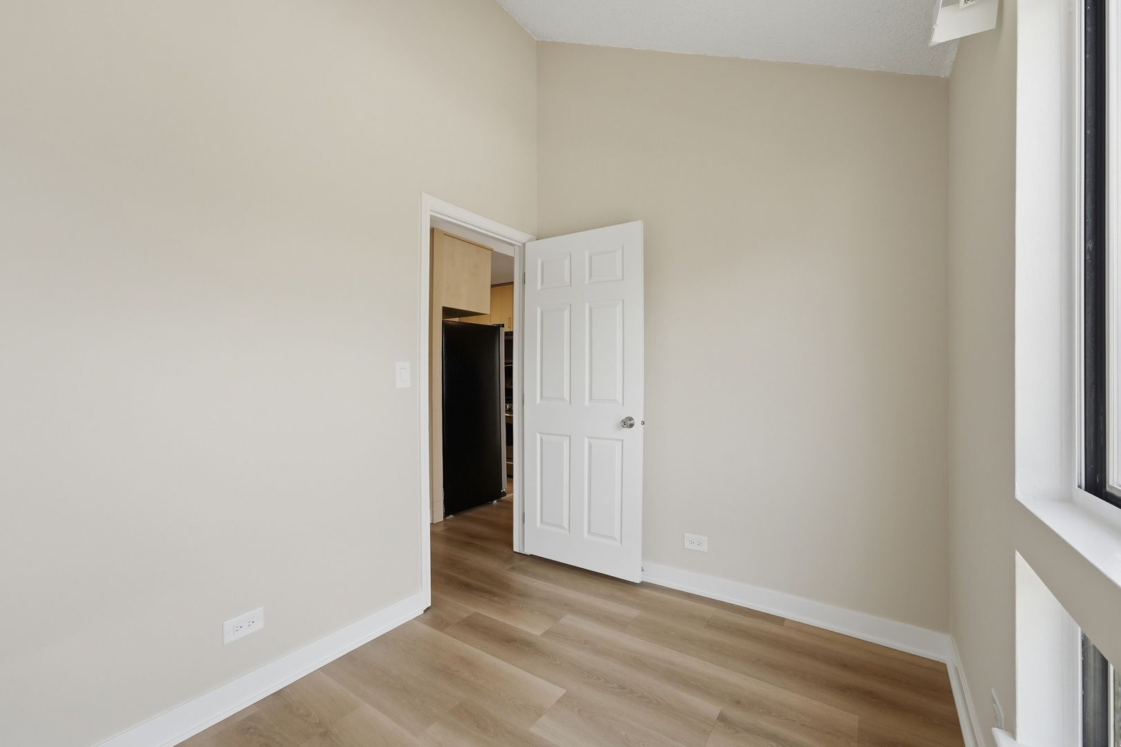 1243 Ranch View Court Property Photo 16