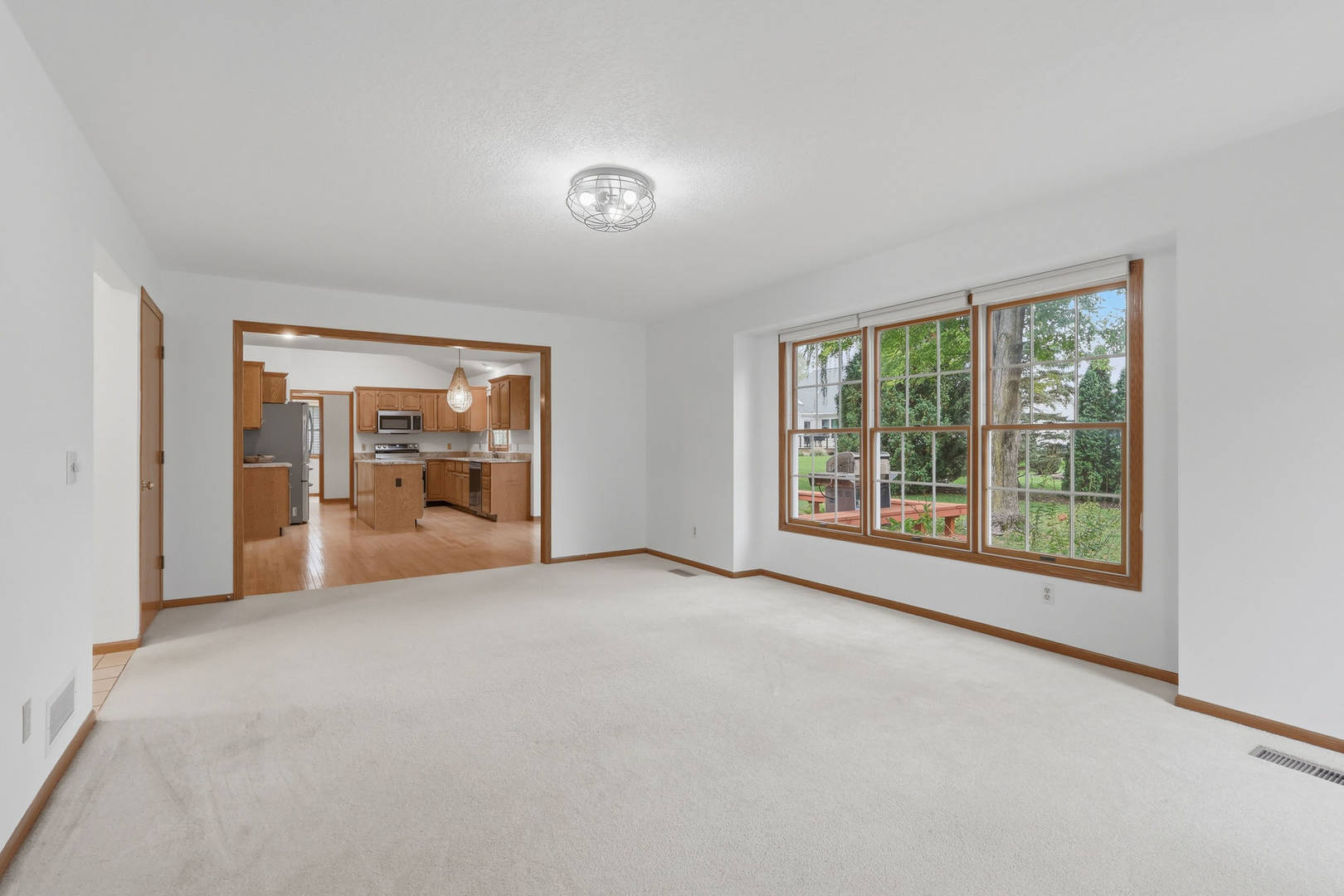 5104 Fox Ridge Road Property Photo 12