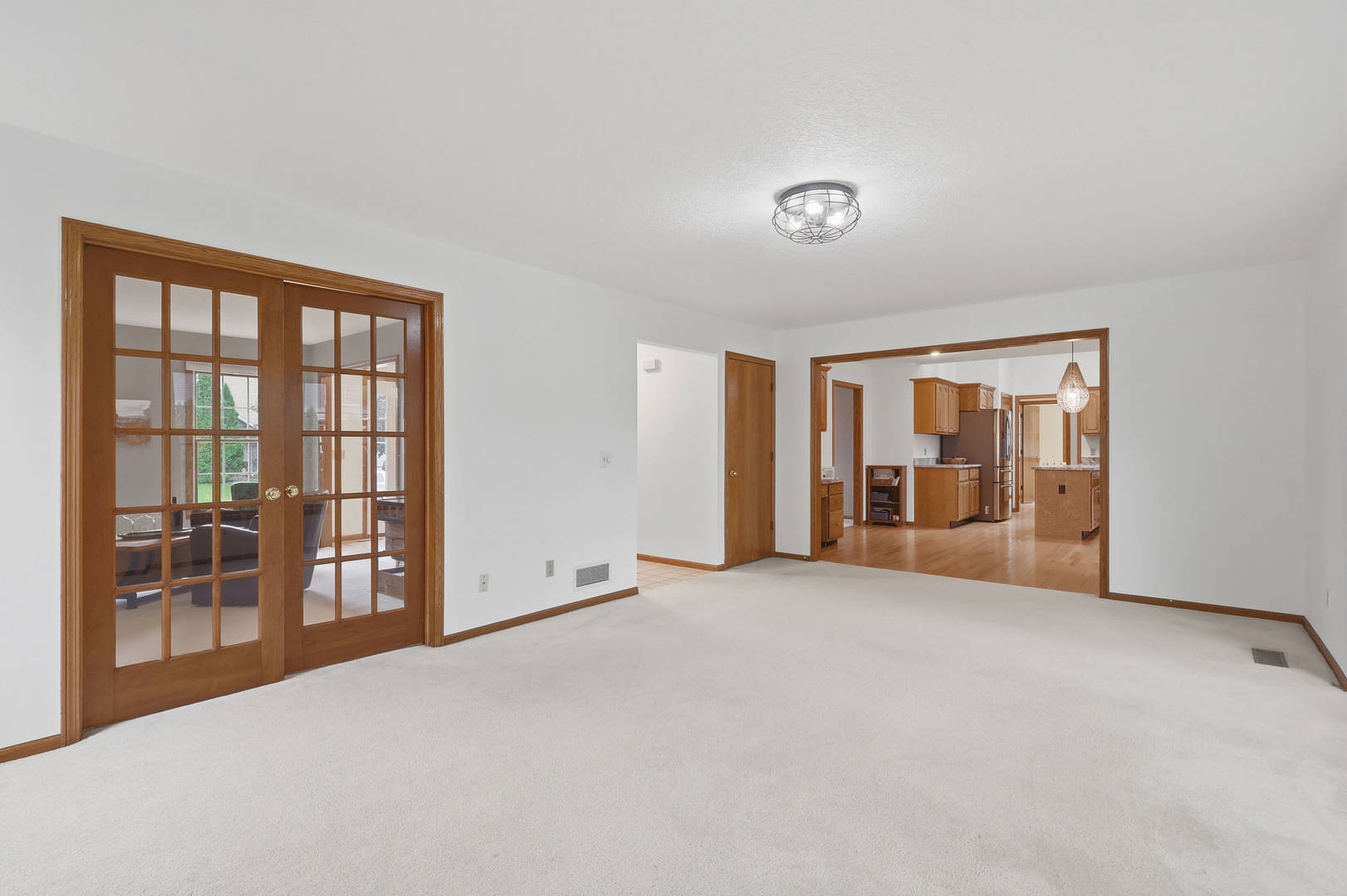 5104 Fox Ridge Road Property Photo 13