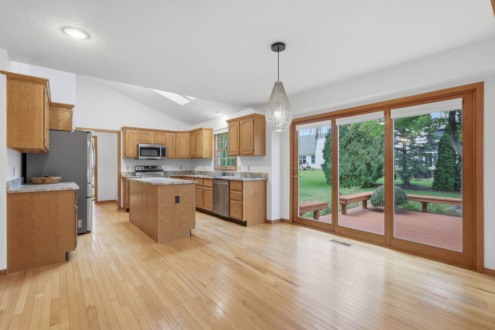 5104 Fox Ridge Road Property Photo 14