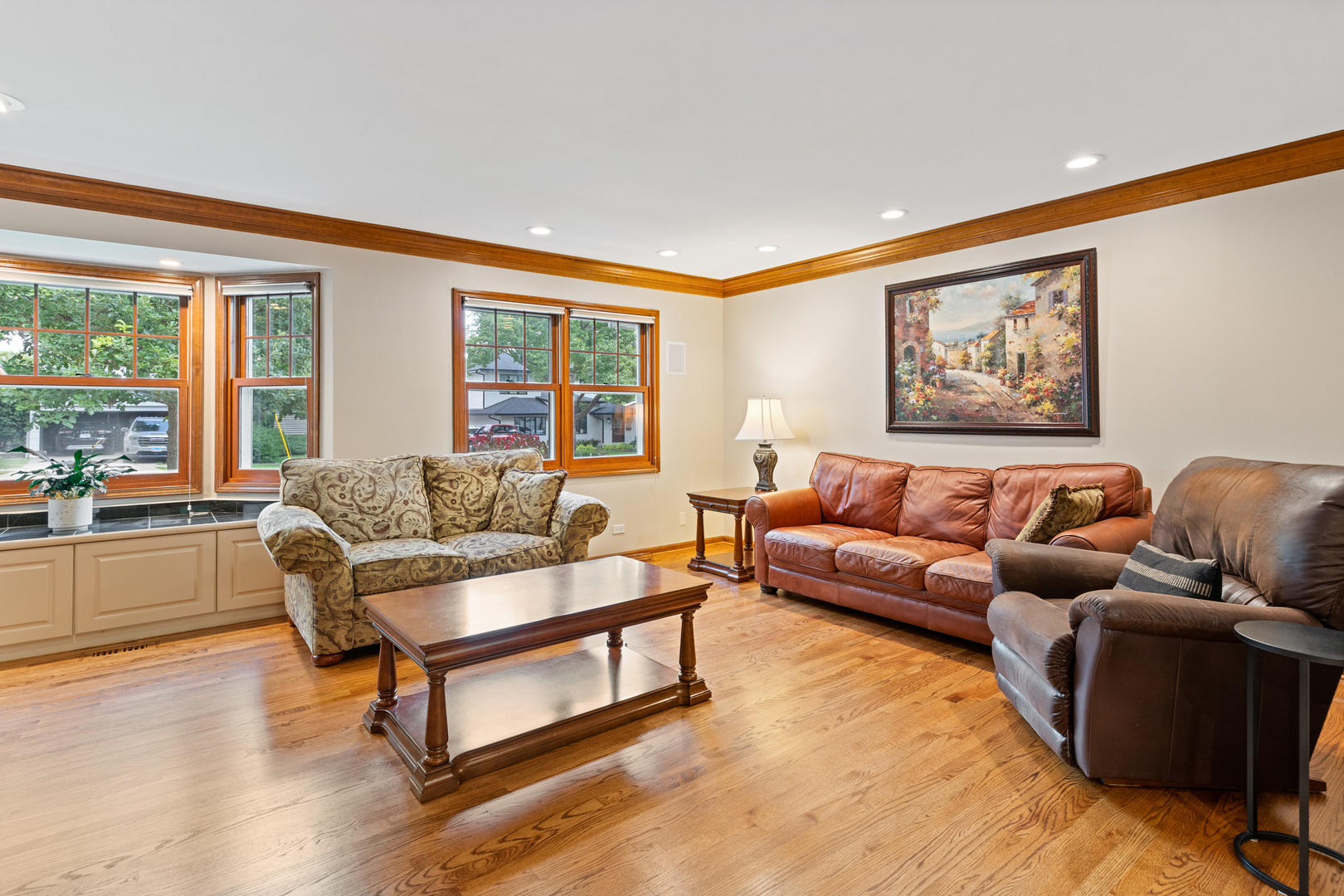 390 Grandview Avenue Property Photo 12