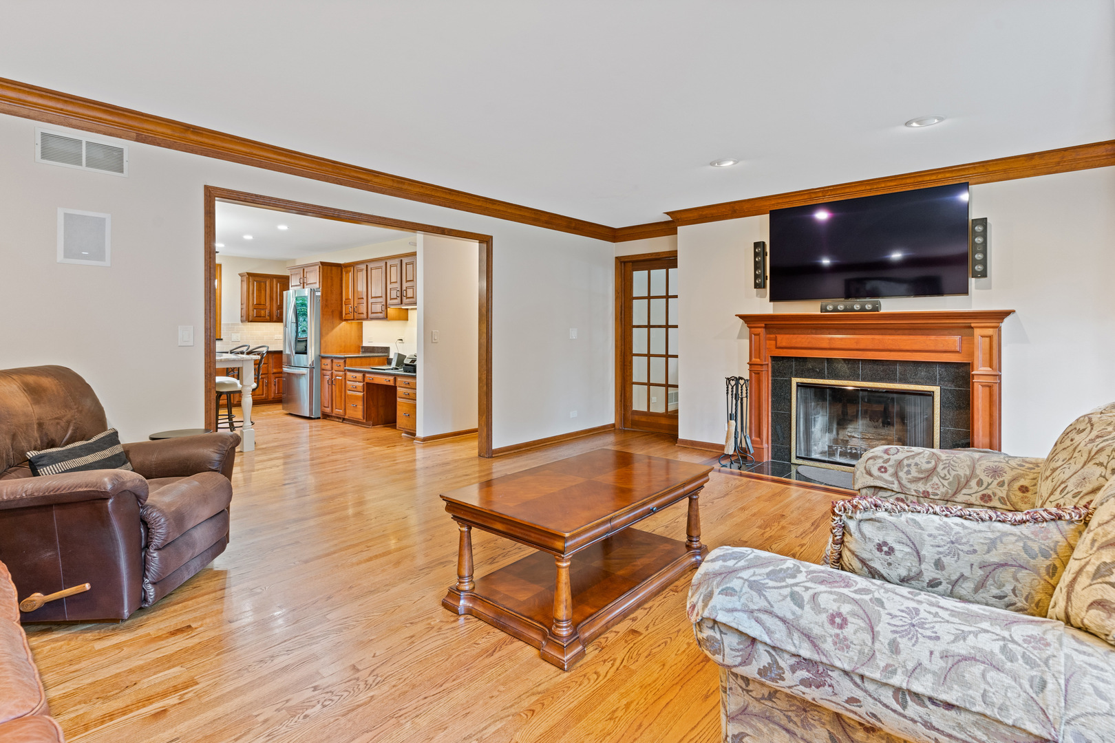 390 Grandview Avenue Property Photo 13