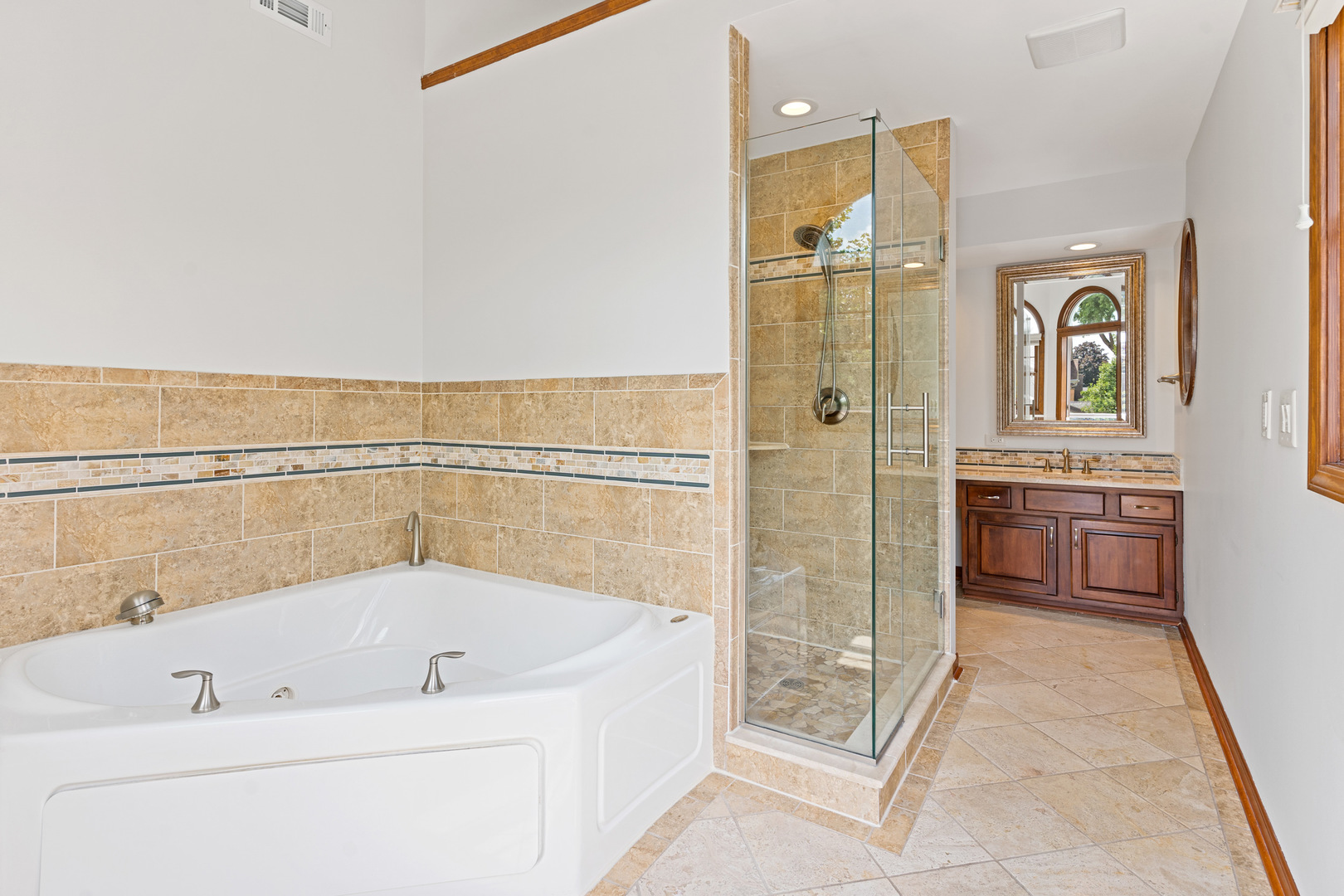 390 Grandview Avenue Property Photo 31