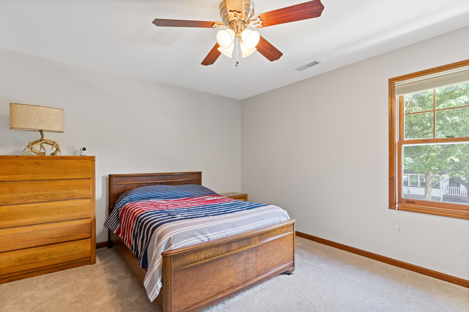 390 Grandview Avenue Property Photo 34