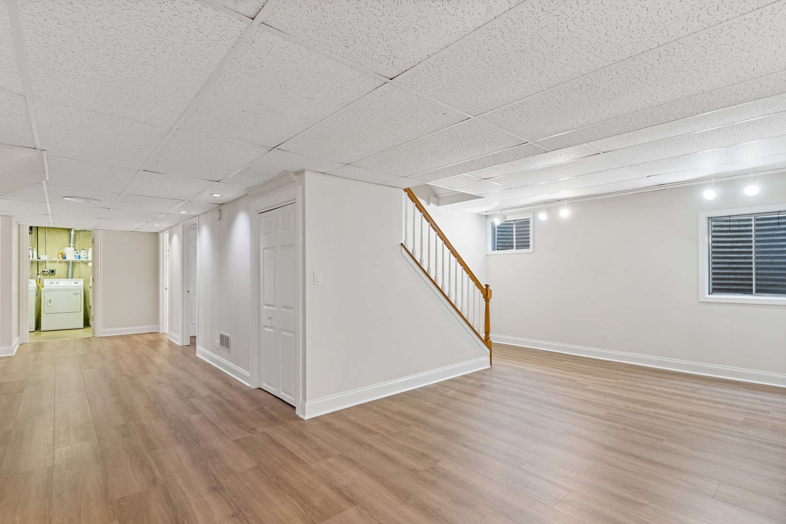 390 Grandview Avenue Property Photo 44