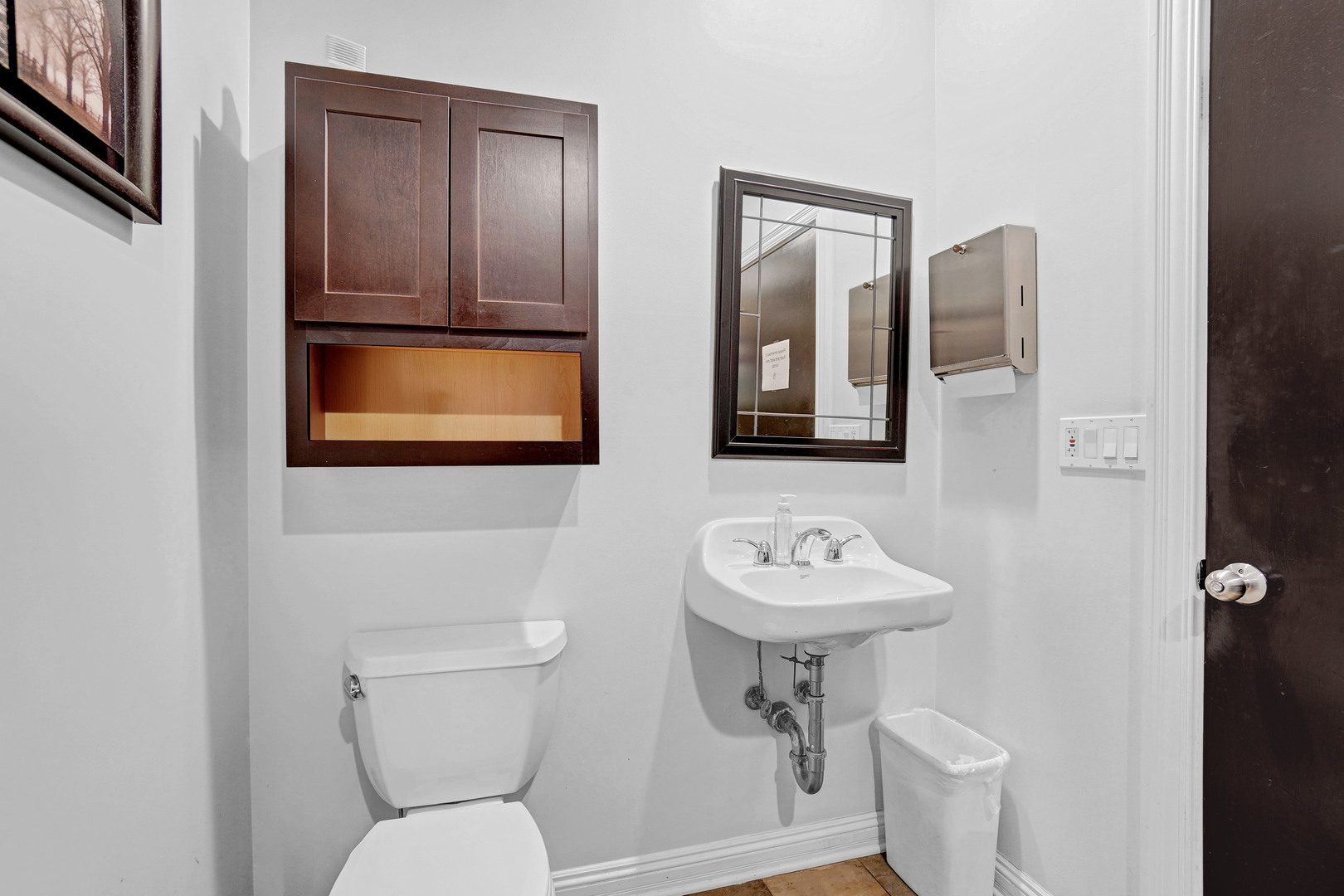 1411 W Chicago Avenue C1 Property Photo 8