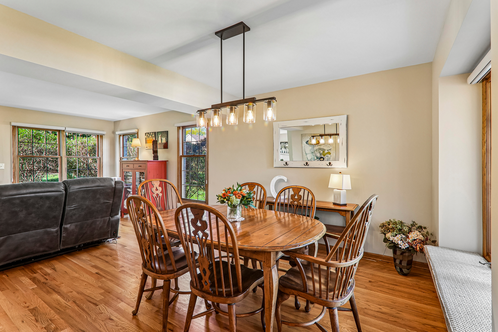 12216 Sumner Street Property Photo 9