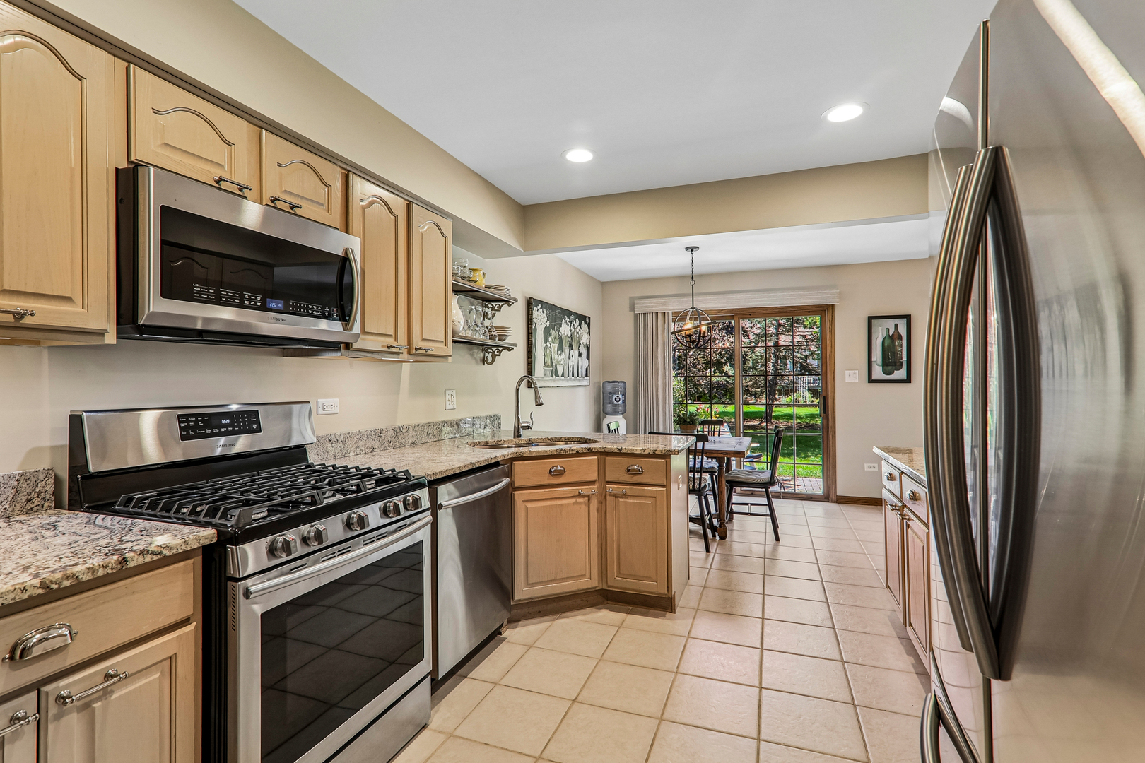 12216 Sumner Street Property Photo 14