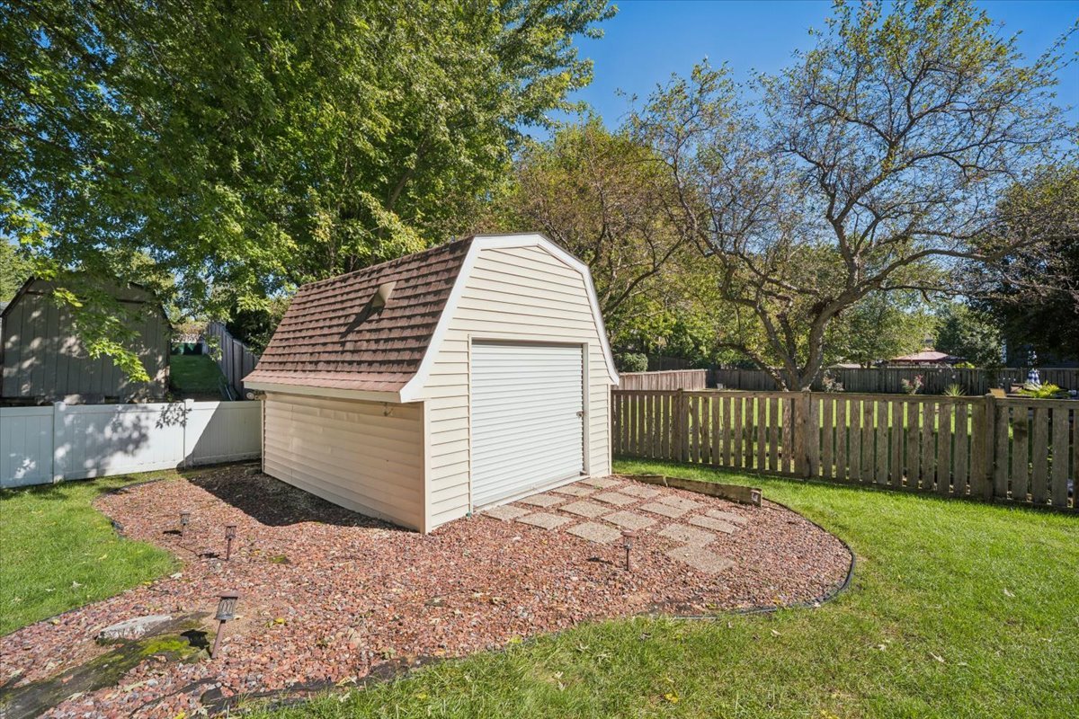 1185 S Appletree Lane Property Photo 20