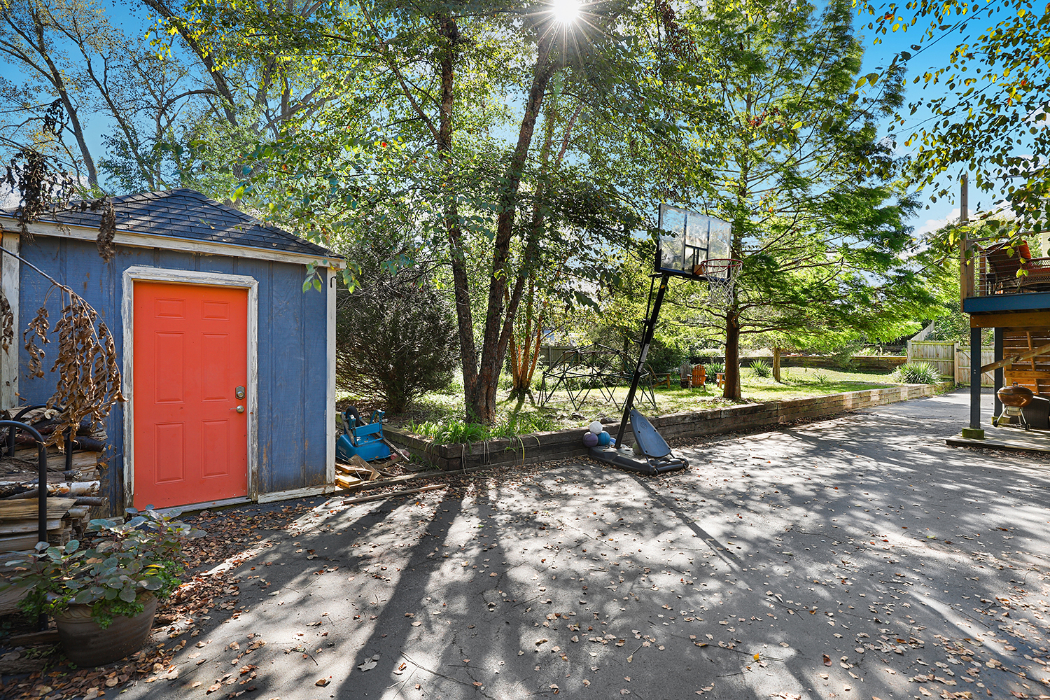 7700 Locust Avenue Property Photo 29
