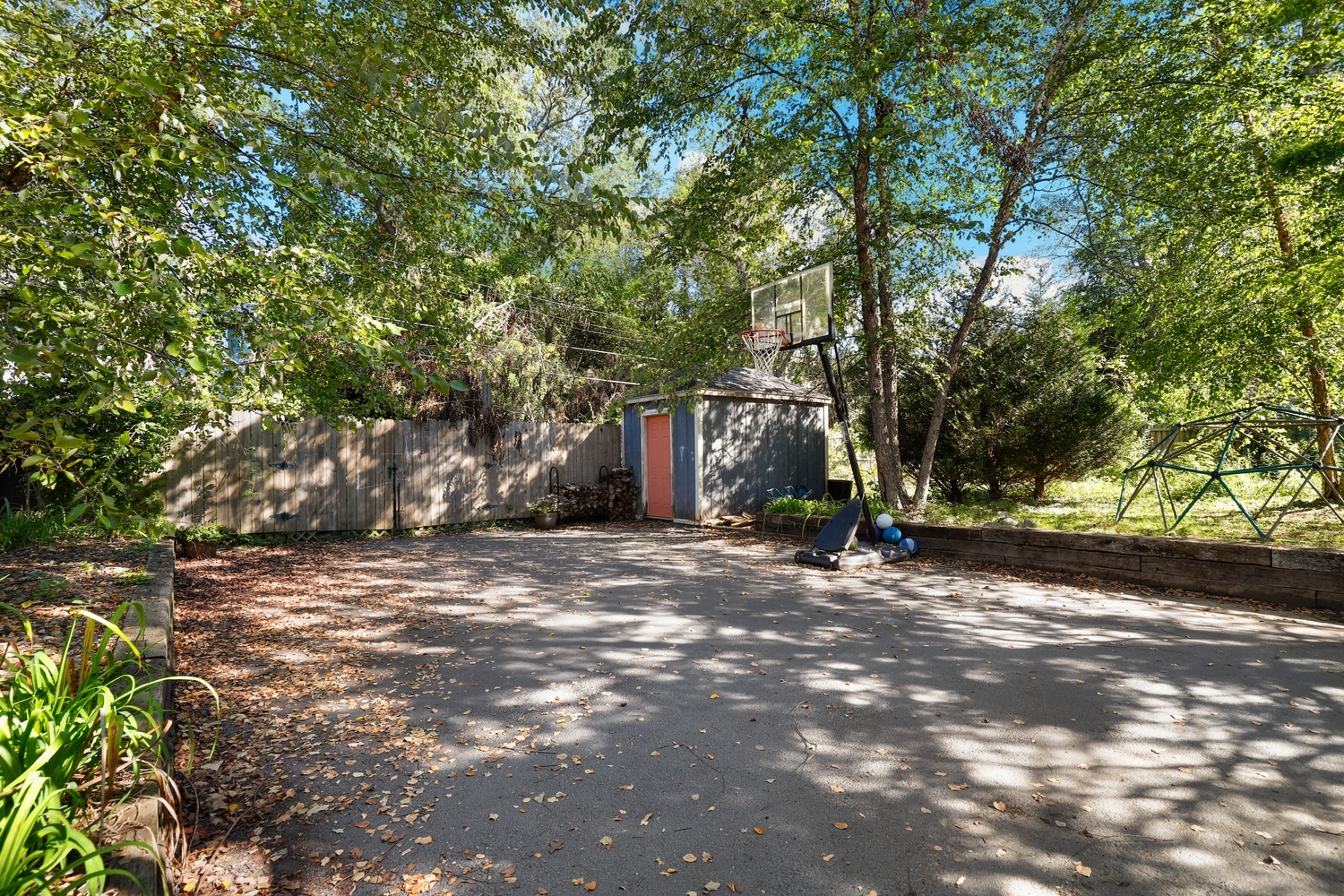 7700 Locust Avenue Property Photo 30