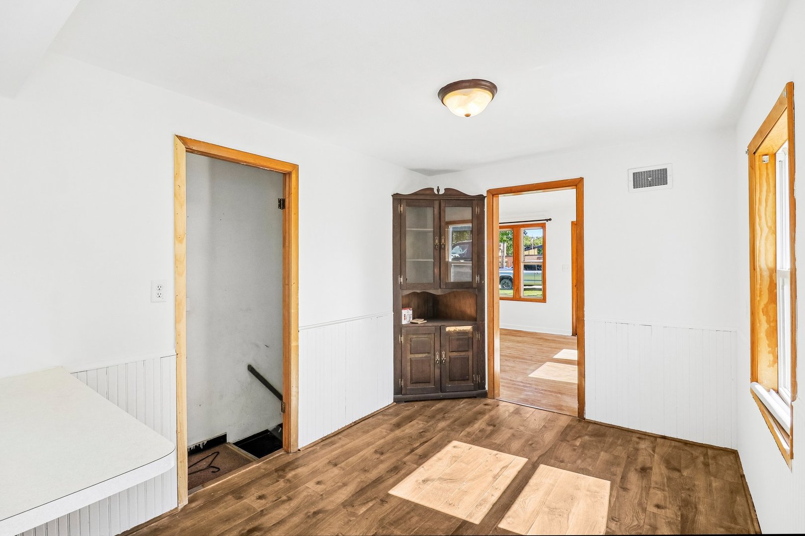536 Locust Street Property Photo 13