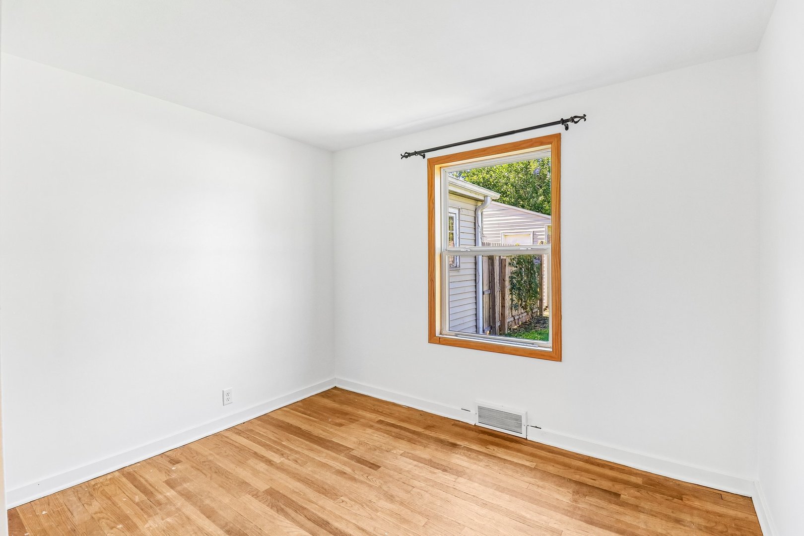 536 Locust Street Property Photo 19