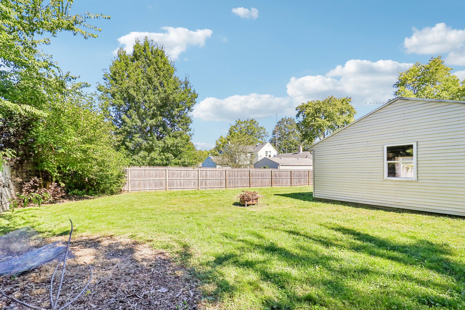 536 Locust Street Property Photo 35