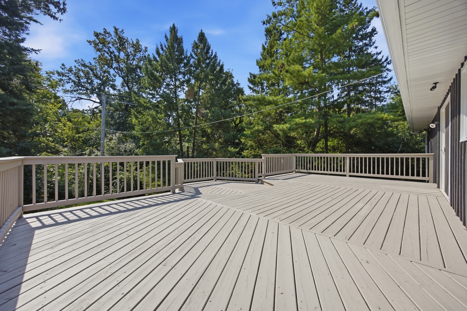 1175 Royal Boulevard Property Photo 19