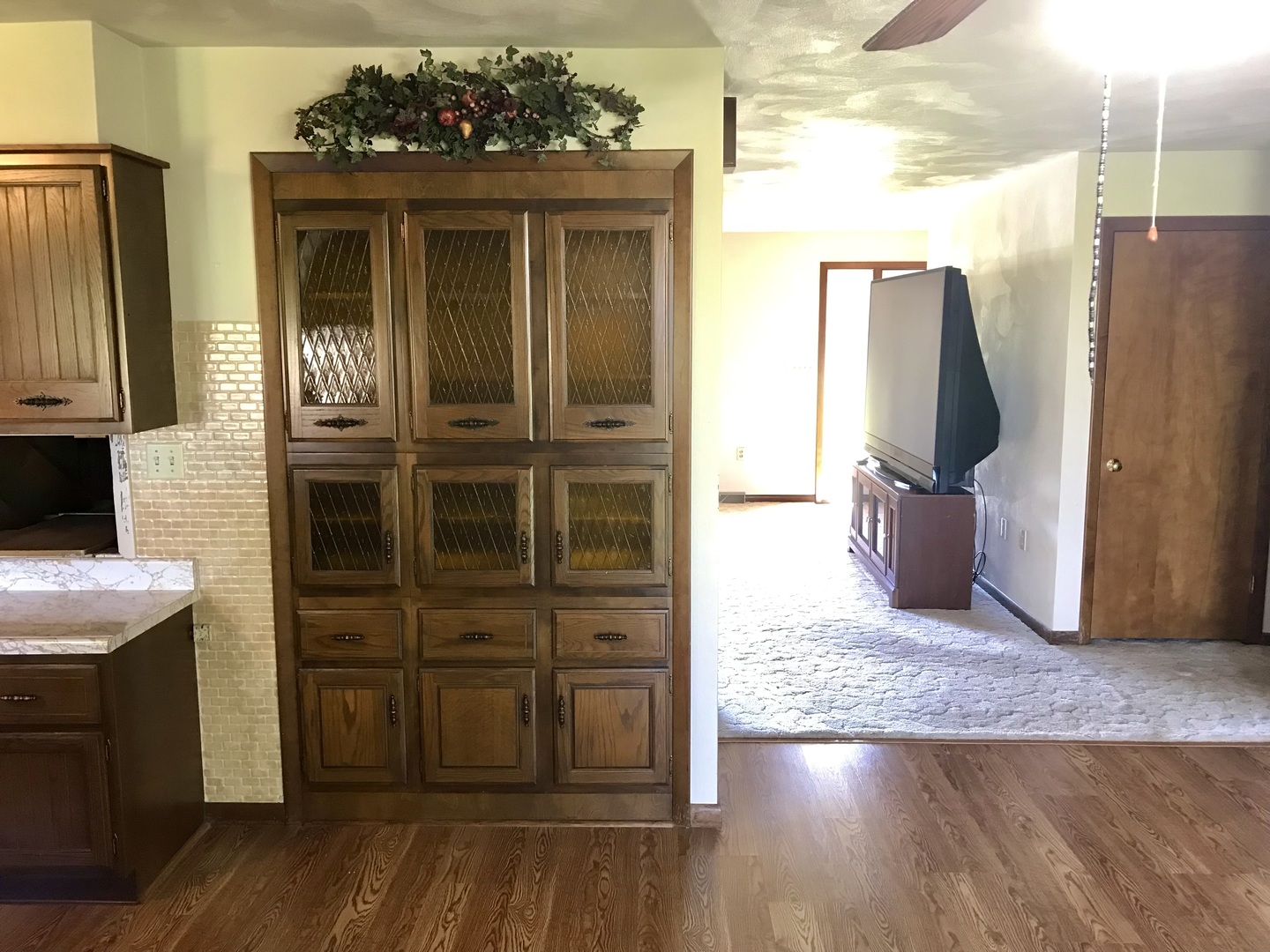 156 E Main Street Property Photo 18