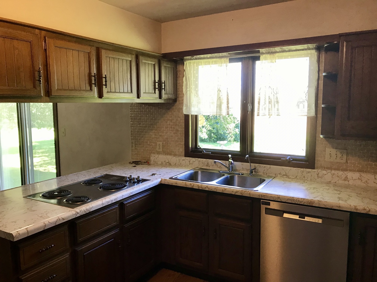 156 E Main Street Property Photo 19