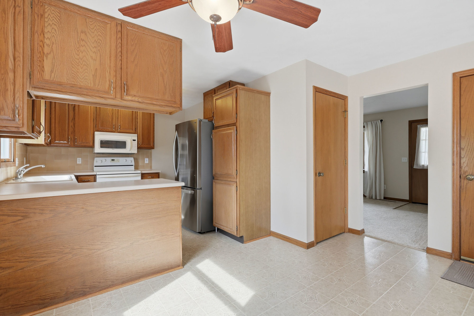 609 W Valley Drive Property Photo 11