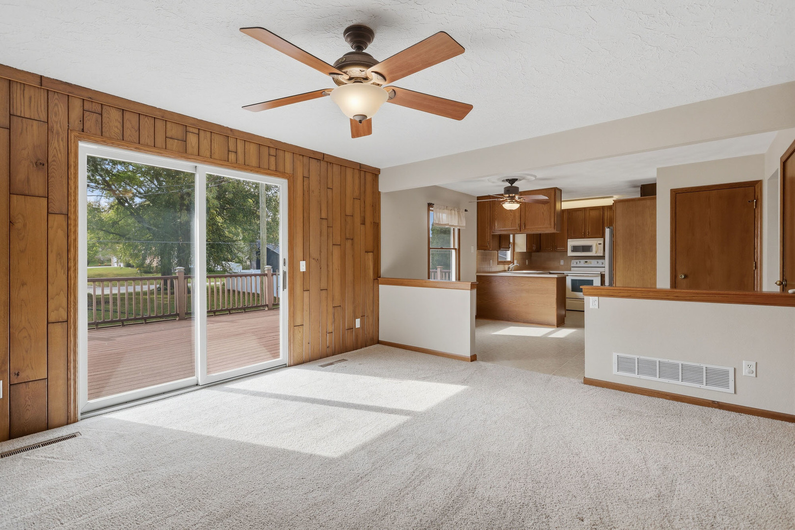 609 W Valley Drive Property Photo 13