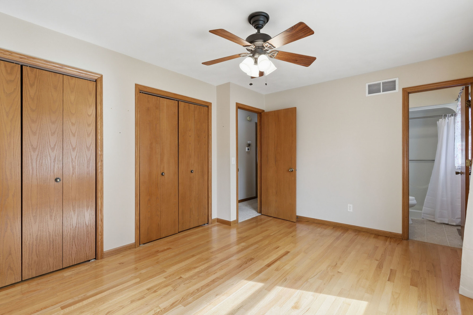 609 W Valley Drive Property Photo 25