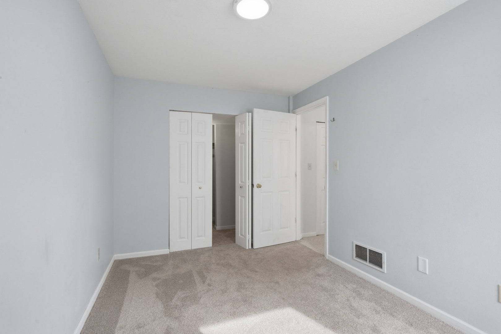 609 W Valley Drive Property Photo 36