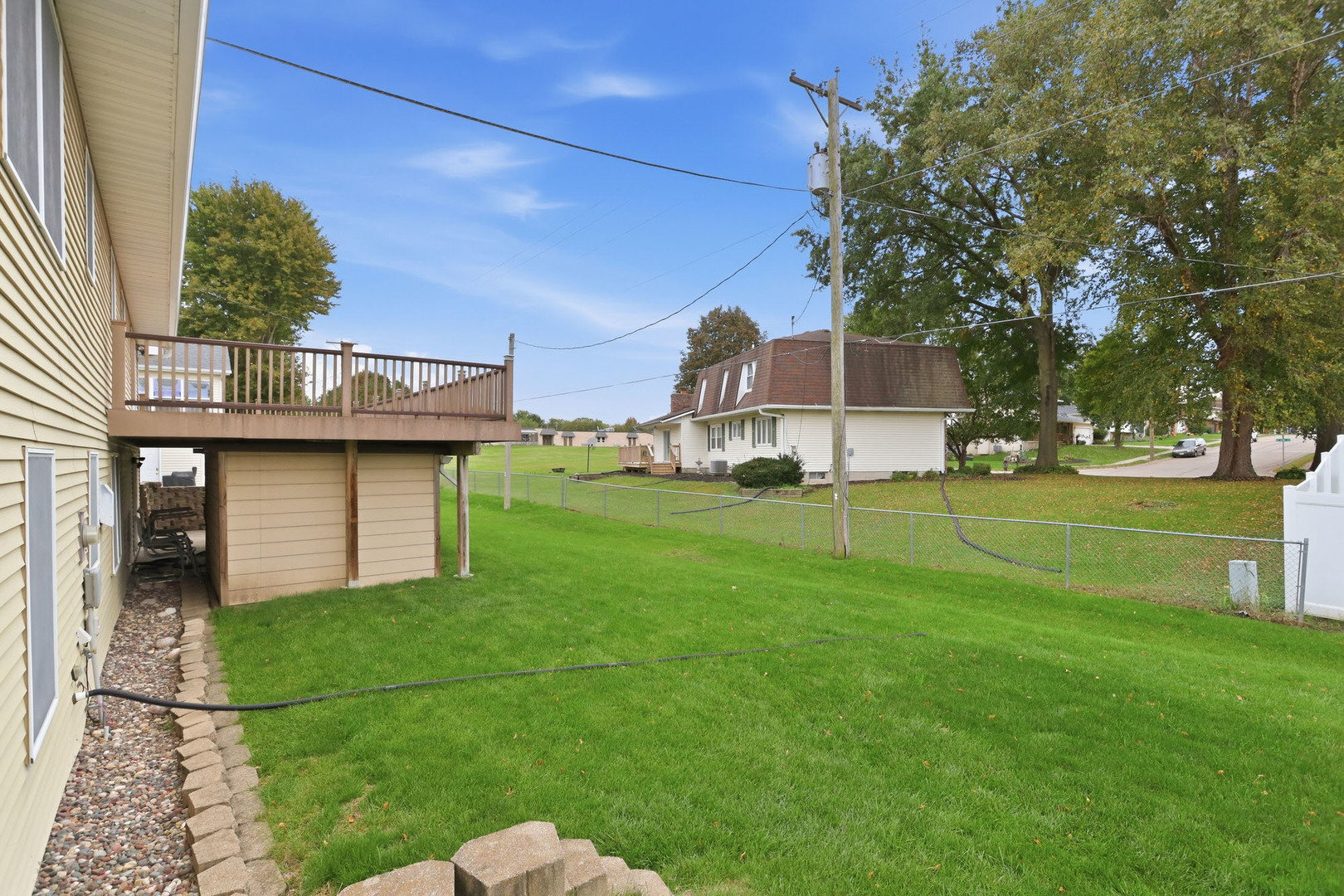 609 W Valley Drive Property Photo 38