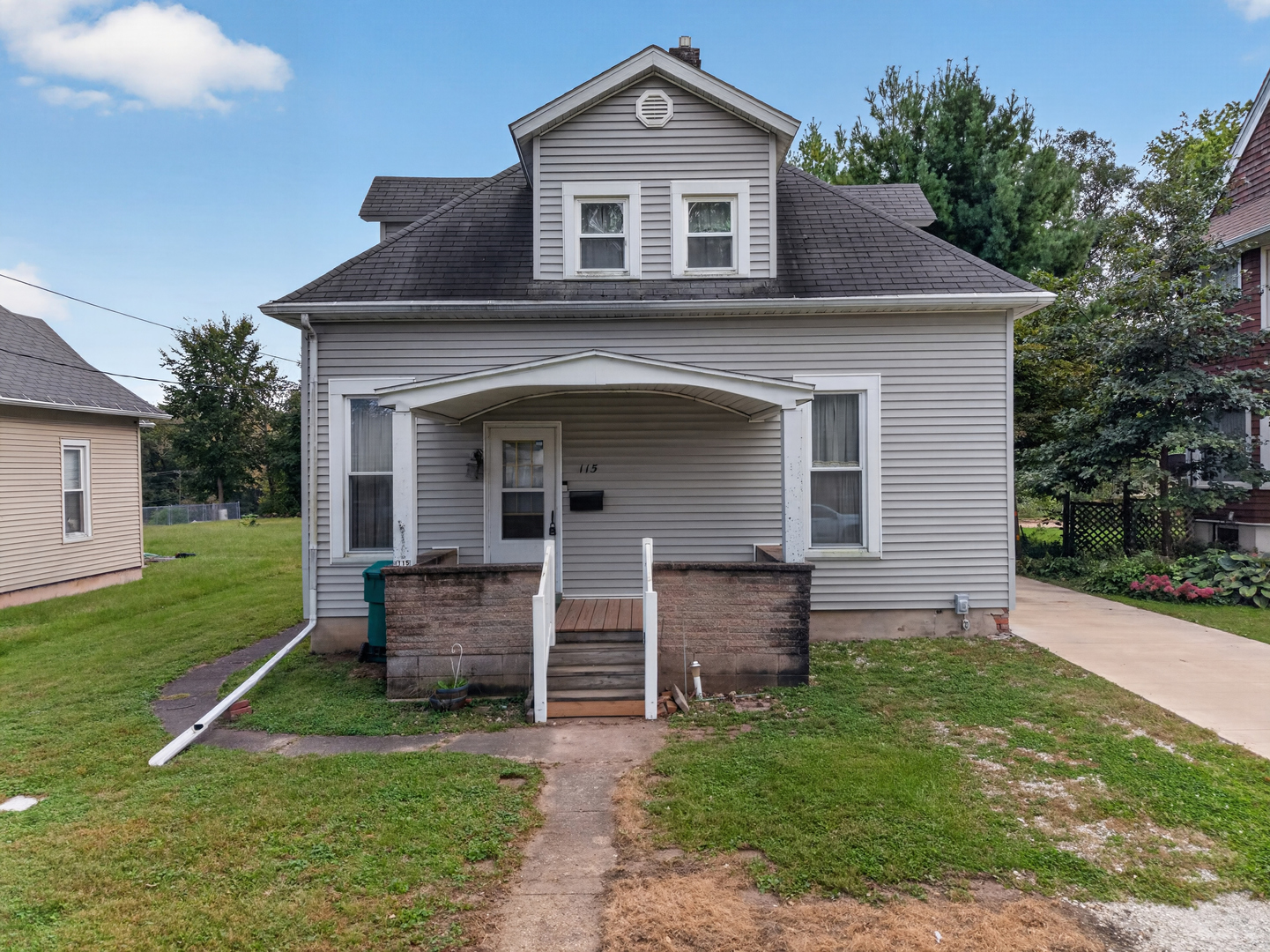 115 7th Street Property Photo 1