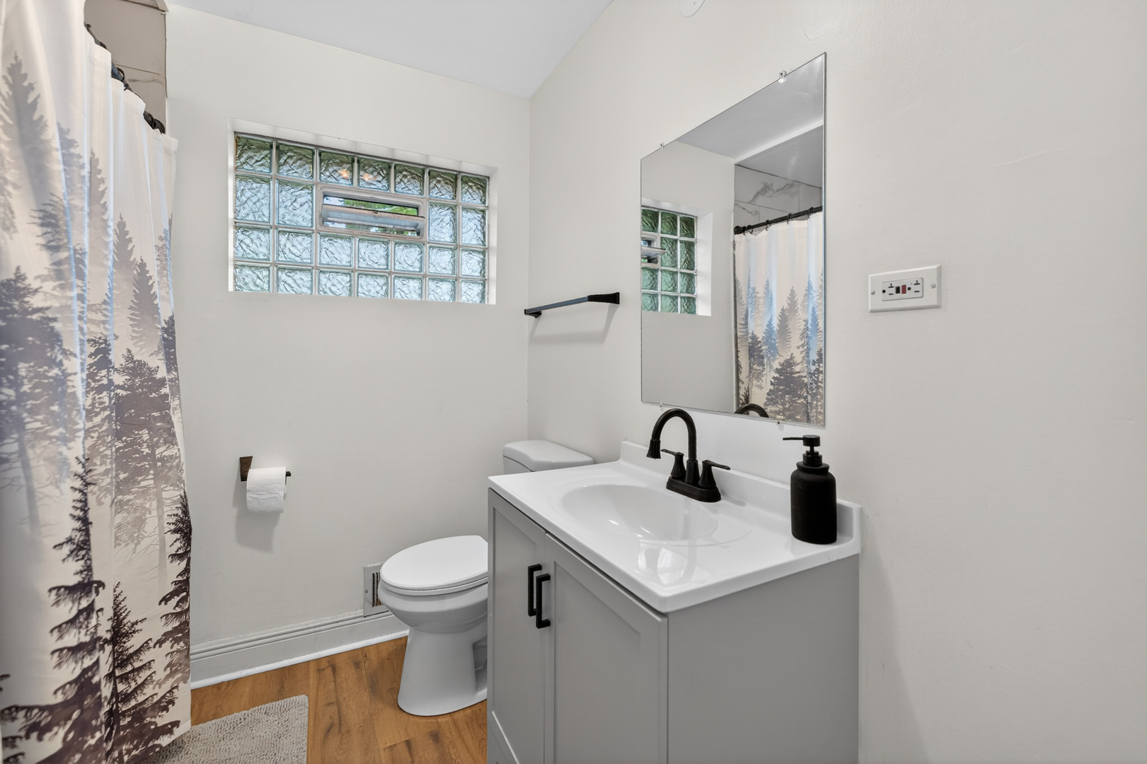 7307 W College Drive Property Photo 12