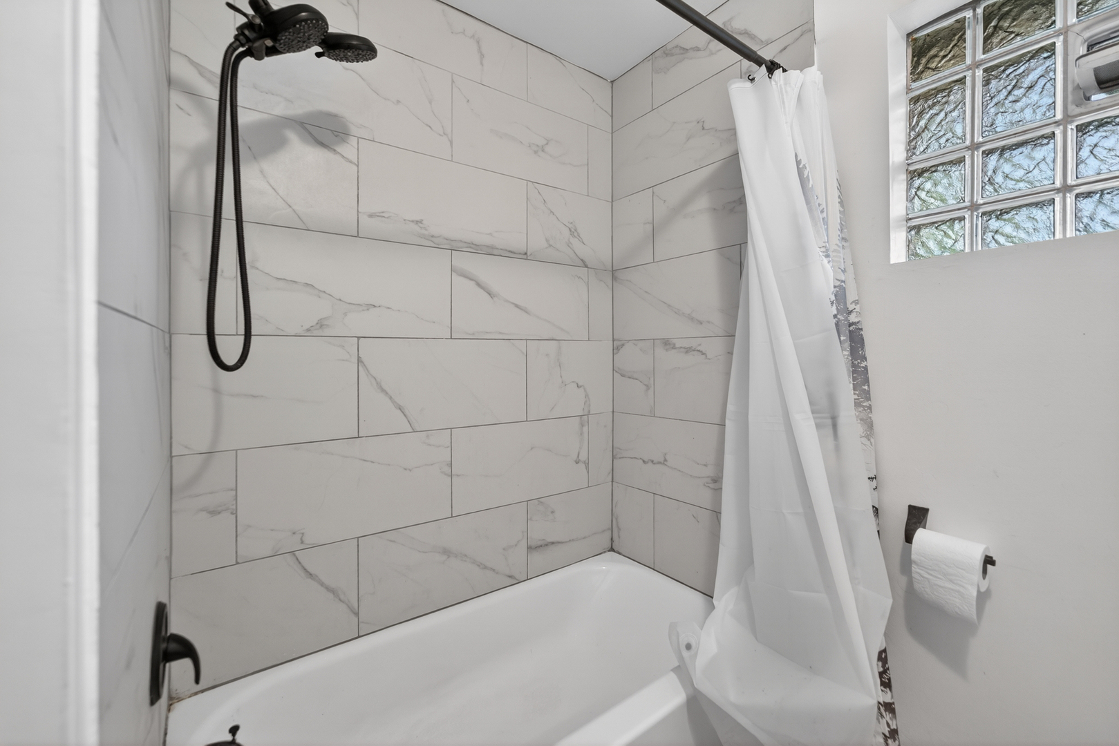 7307 W College Drive Property Photo 13