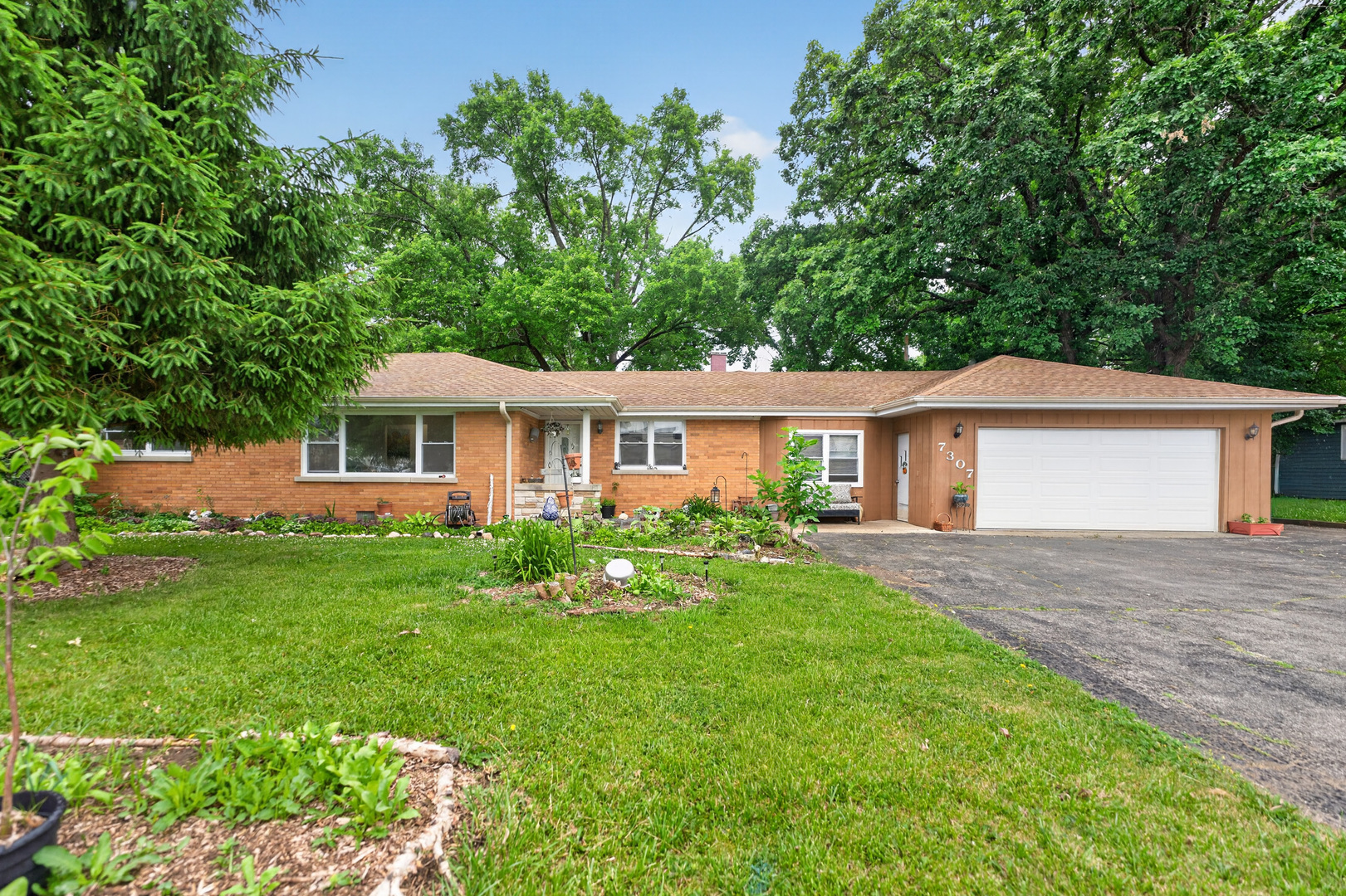 7307 W College Drive Property Photo 32