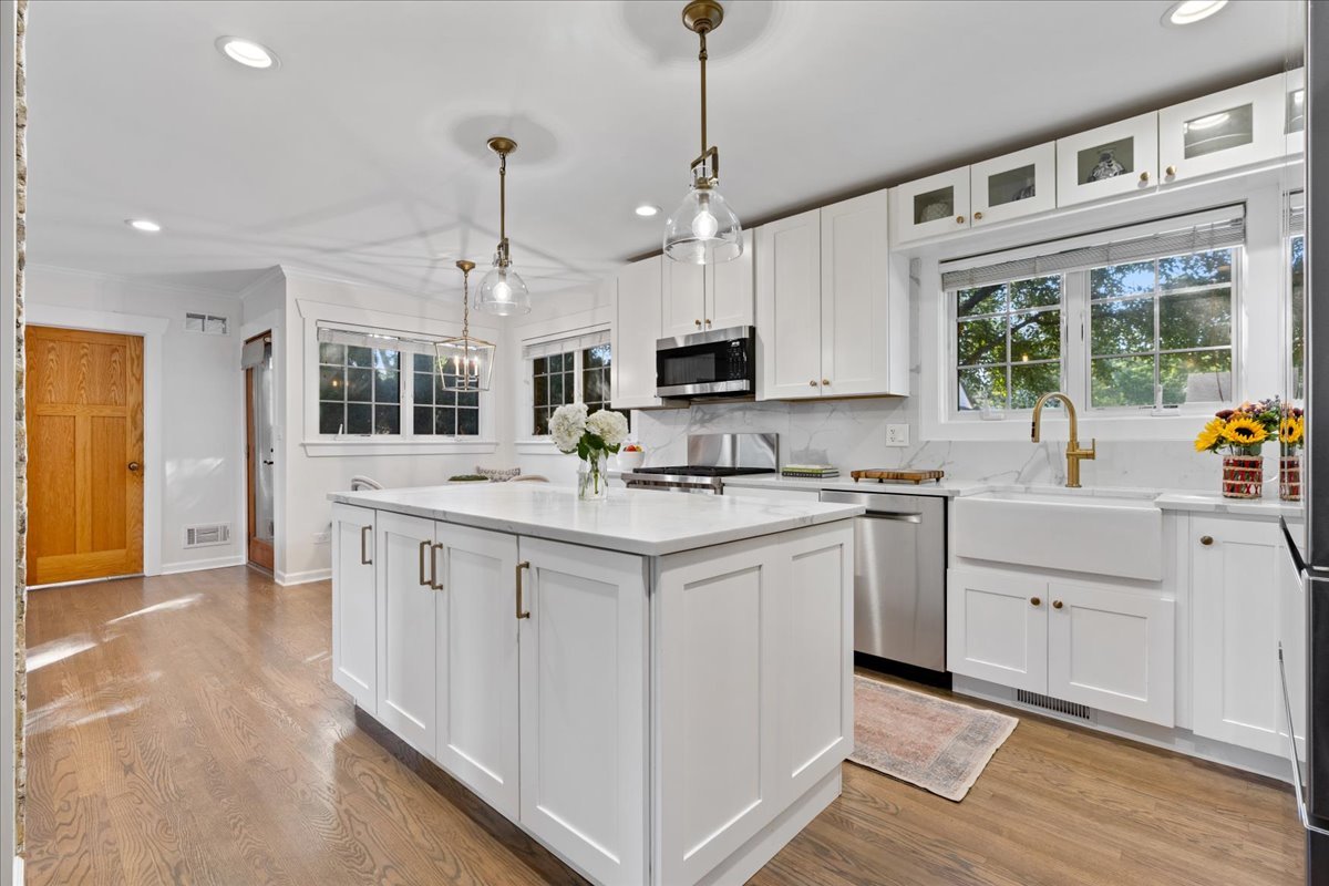 645 S Belmont Avenue Property Photo 10