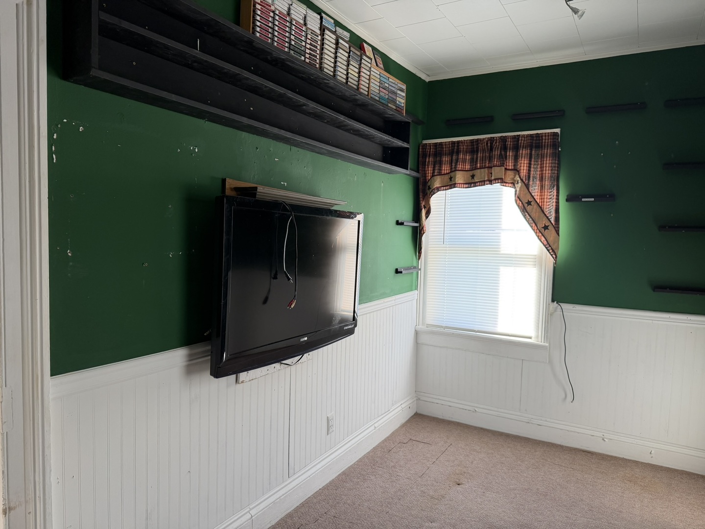 217 W Railroad Street Property Photo 23