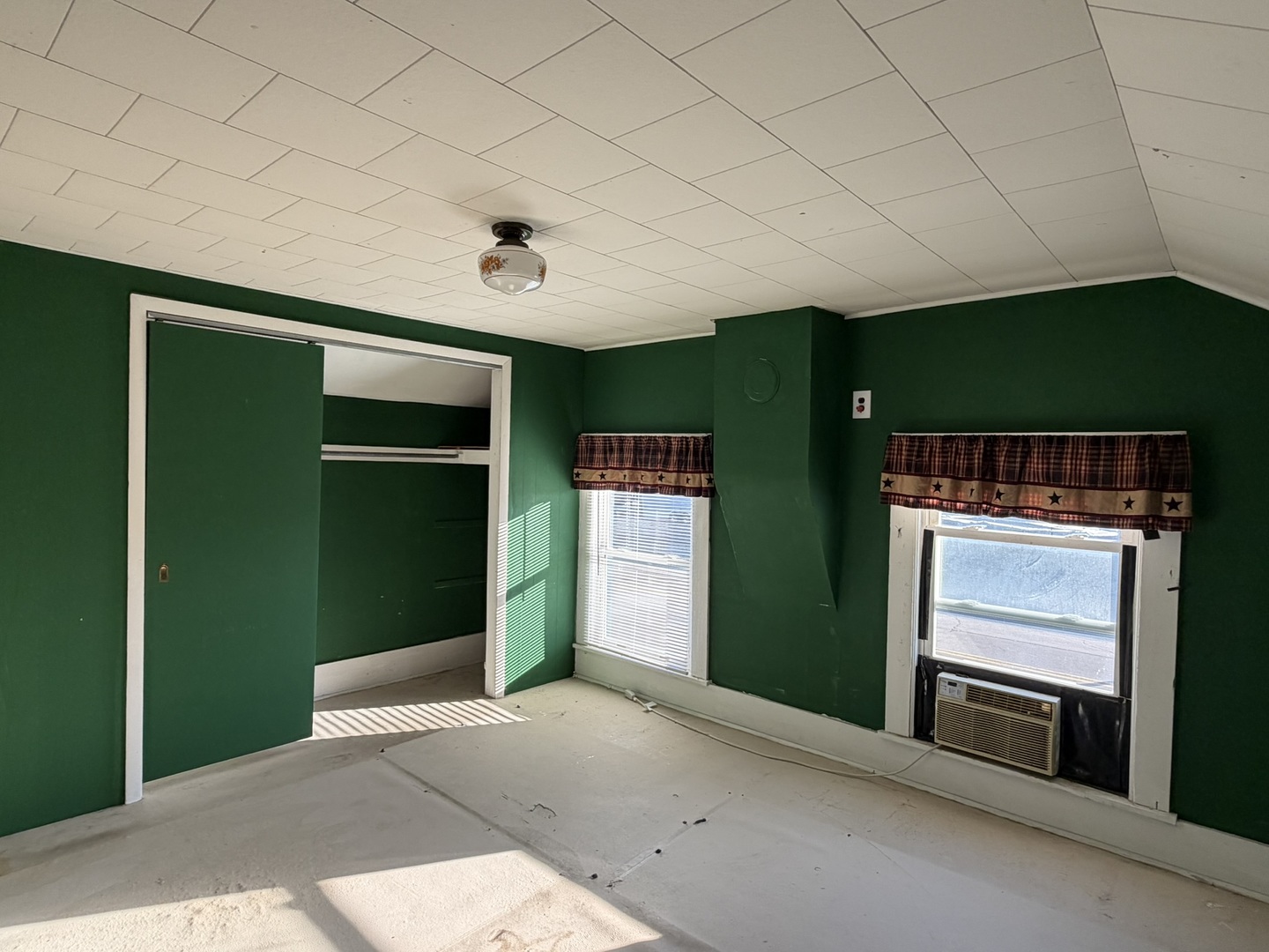 217 W Railroad Street Property Photo 31