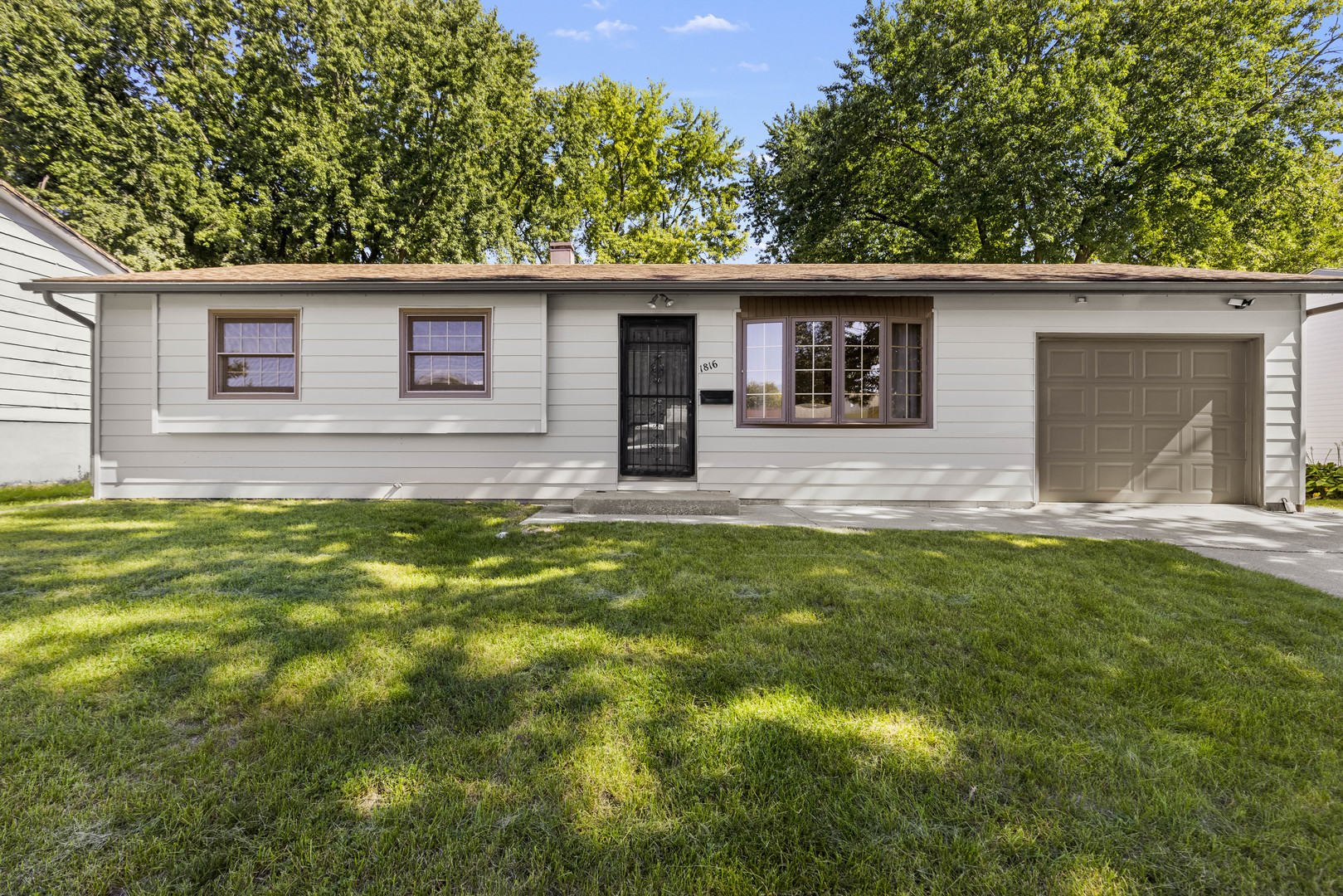 1816 8th Avenue Property Photo 1