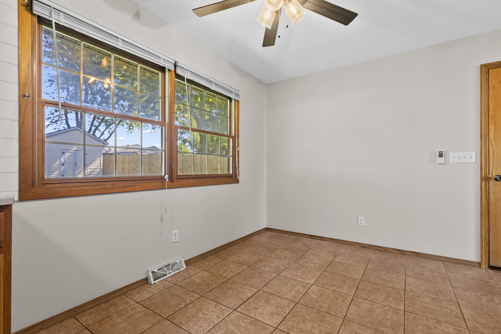 1816 8th Avenue Property Photo 9