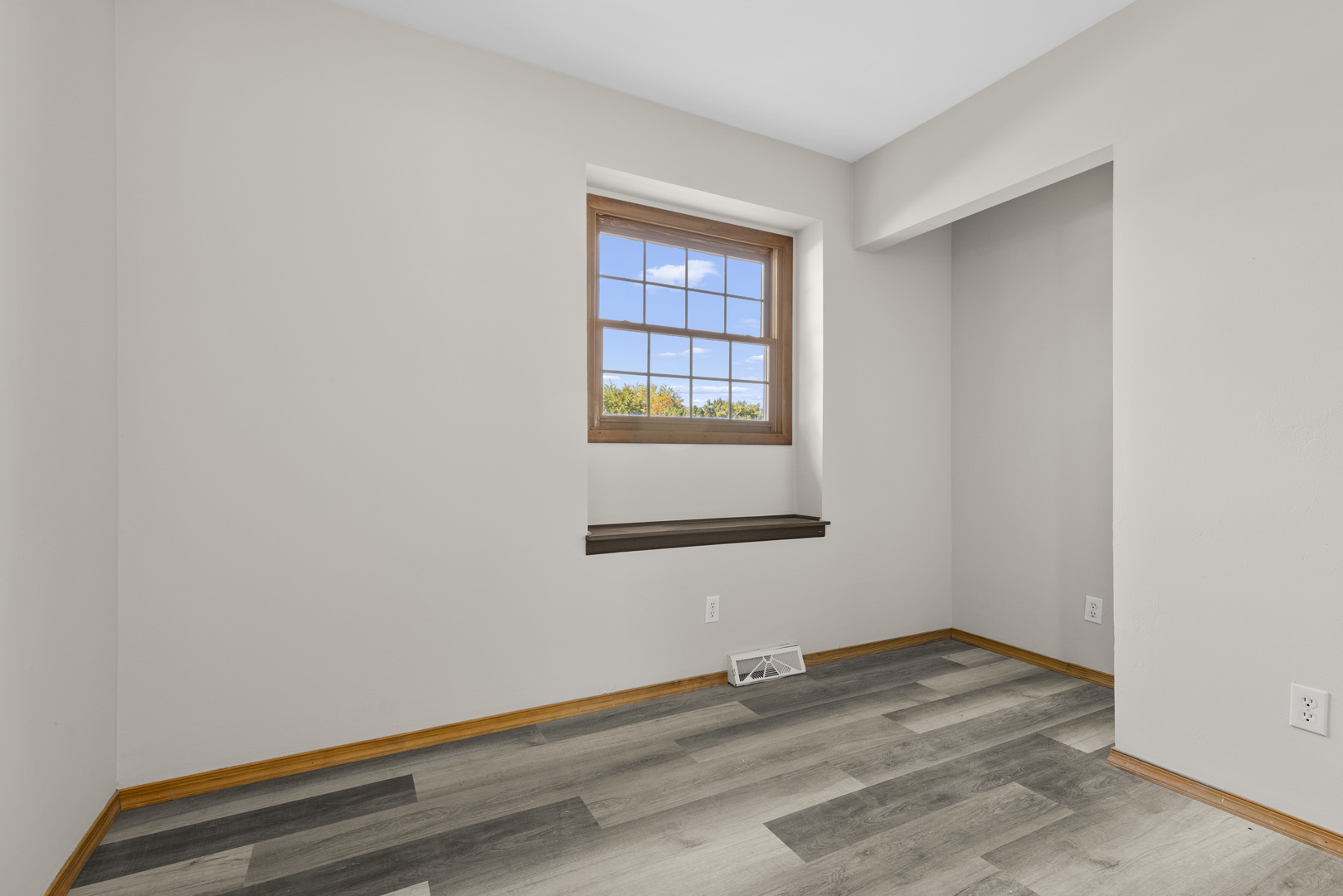1816 8th Avenue Property Photo 14