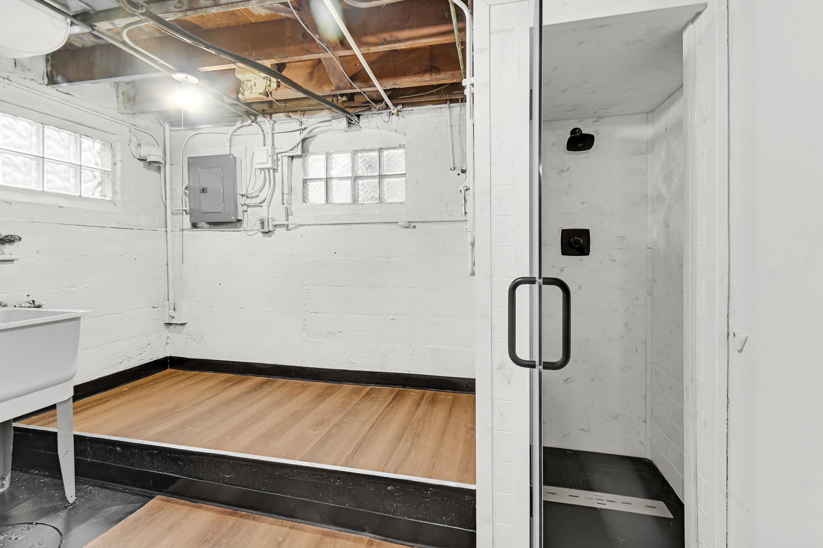 256 E 140th Place Property Photo 18
