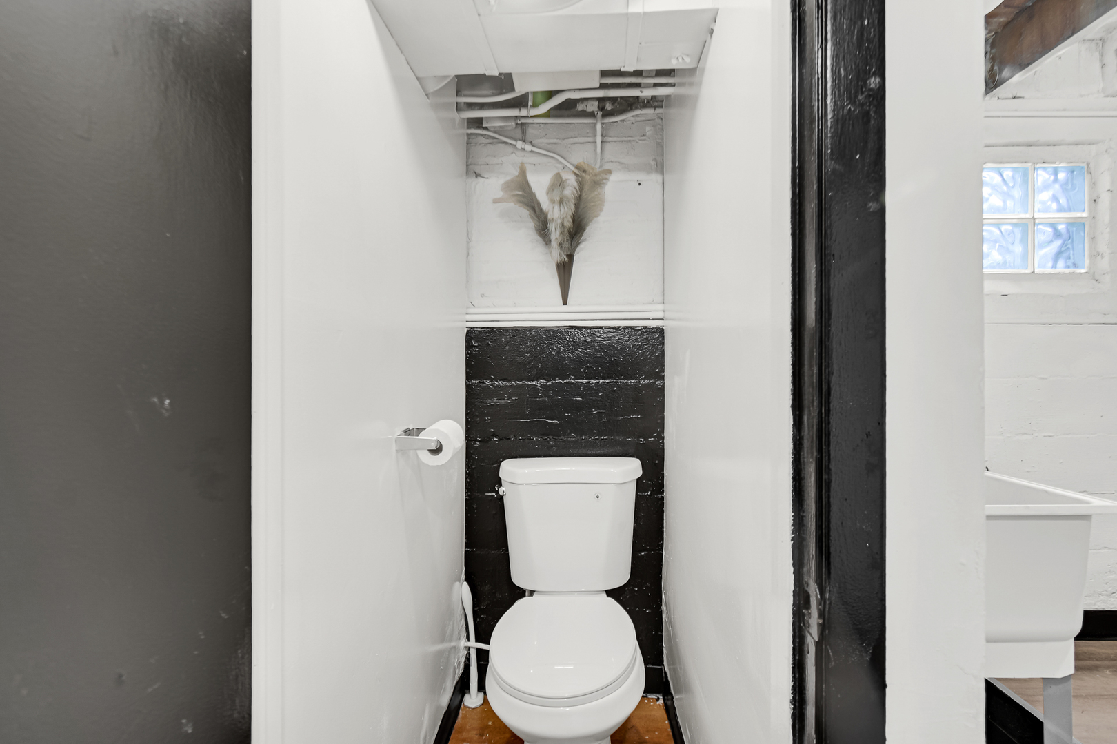 256 E 140th Place Property Photo 19