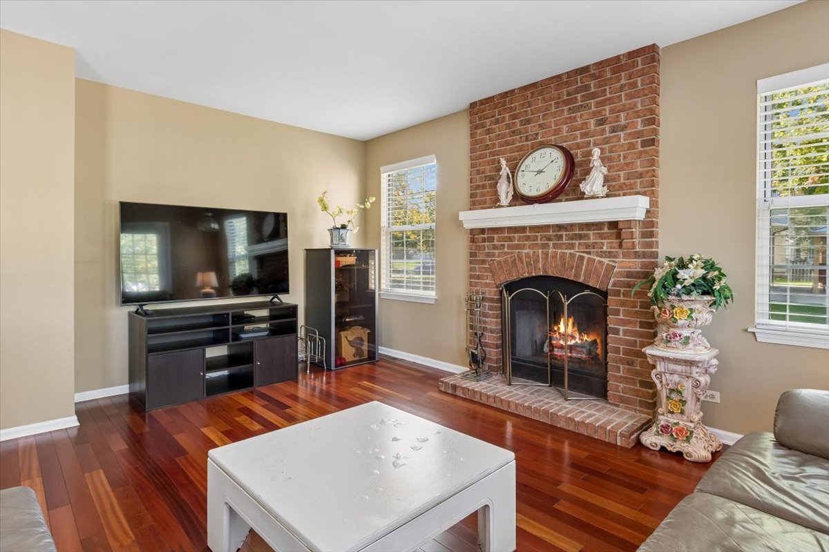 925 Brompton Circle Property Photo 6
