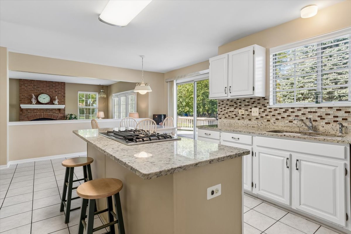 925 Brompton Circle Property Photo 8