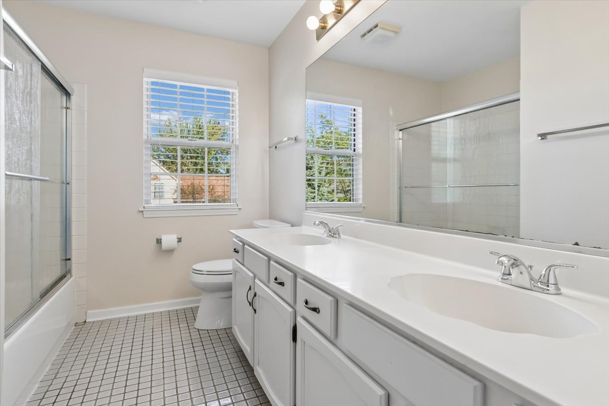 925 Brompton Circle Property Photo 17