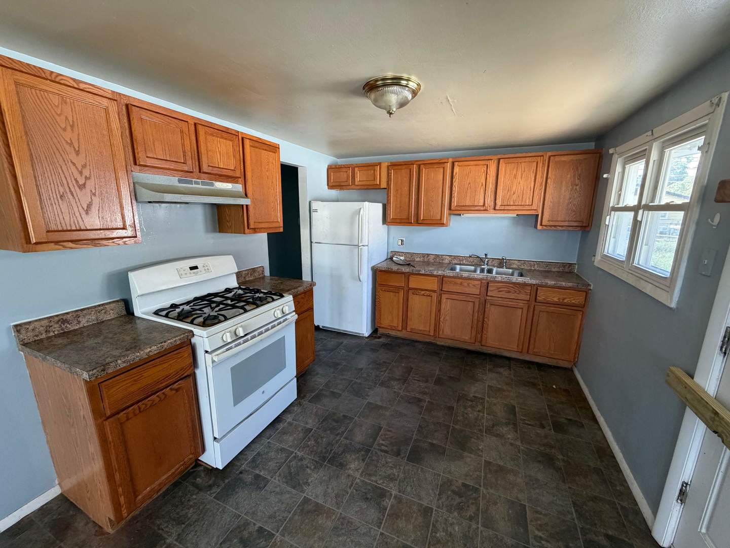 3227 Nelson Avenue Property Photo 5