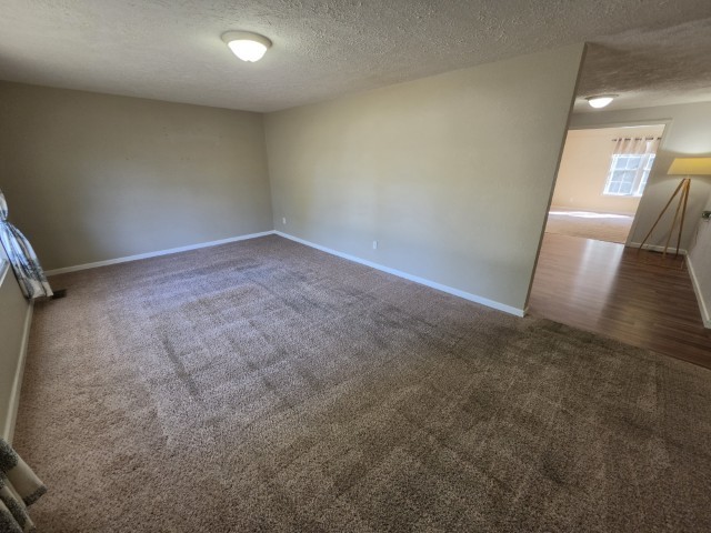 620 Pear Street Property Photo 2