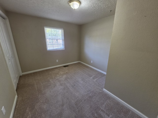 620 Pear Street Property Photo 9